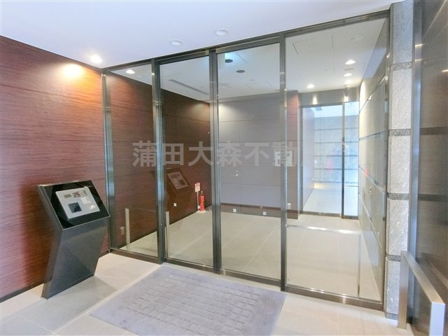 ステーションツインタワーズ糀谷フロント・ウエストのエントランス