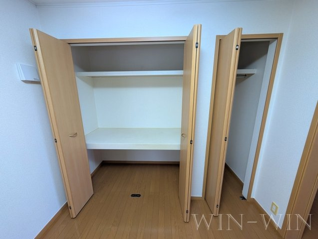 フォーリスト ヒルズ Aの収納