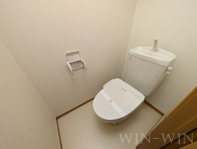 フォーリスト ヒルズ Aのトイレ