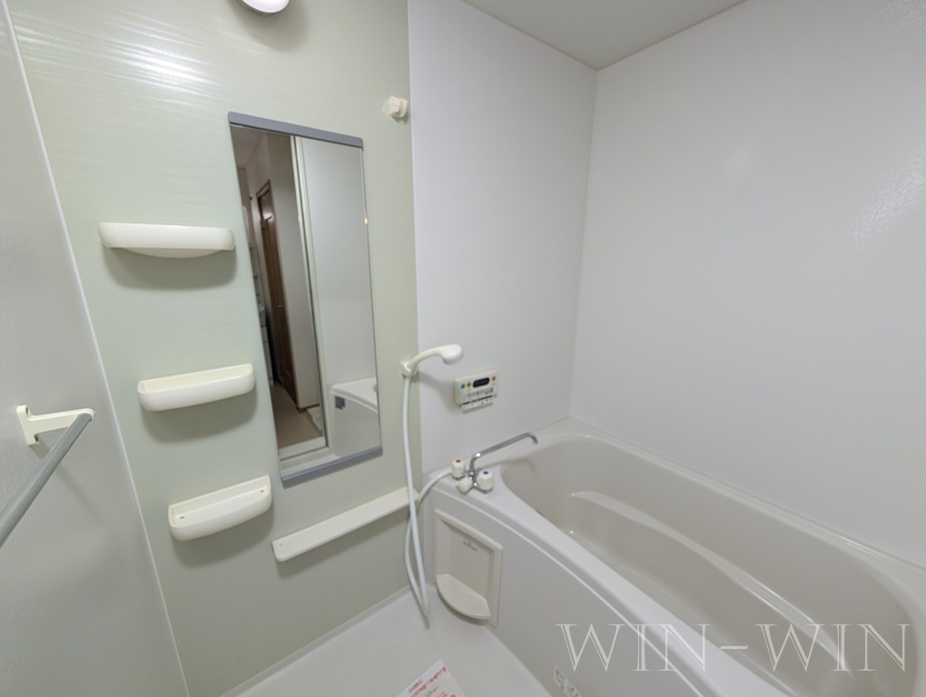 フォーリスト ヒルズ Aの浴室