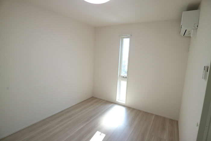 La Maison林崎の居間・リビング|洋室１