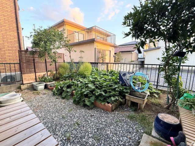 加須市南町　中古戸建の庭|お庭の付いた物件です