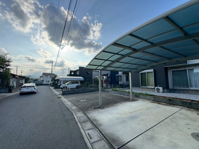 -三丁目不動産-寄居町富田-の前面道路含む現地写真|前面道路含む現地写真です