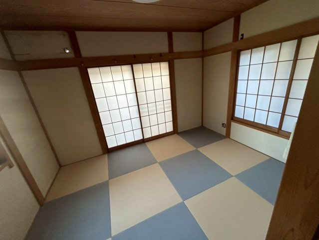 大門　戸建の和室|半帖物に新規畳を入れました