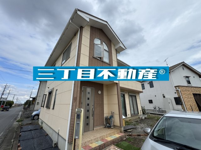 -三丁目不動産- 深谷市人見　吹き抜けのあるお家