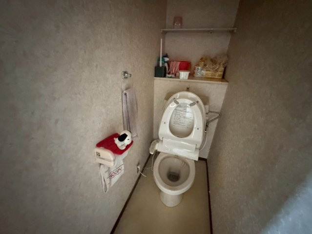 －三丁目不動産-　本庄スカイハイツB棟4階　EV付のトイレ|トイレもきれいです
