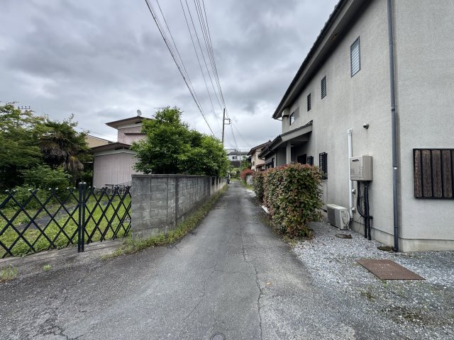 －三丁目不動産-　秩父市近戸町　敷地広々約114坪の外観