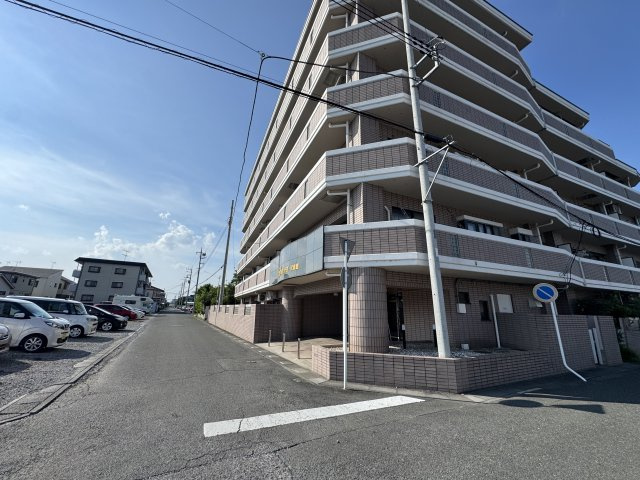 -三丁目不動産-シティホームズ行田弐番館-の外観|外観もきれいです