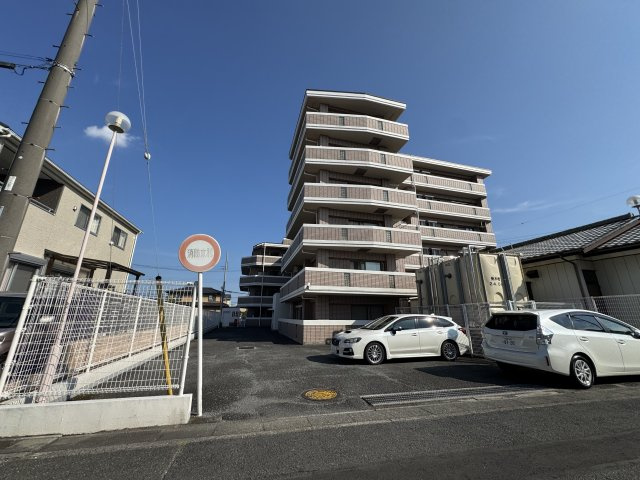 -三丁目不動産-シティホームズ行田弐番館-の外観