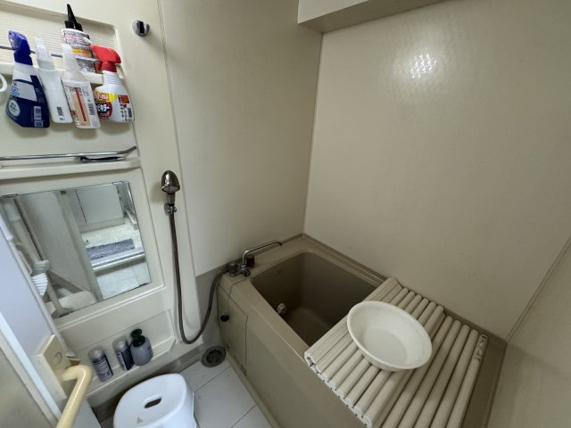 -三丁目不動産-シティホームズ行田弐番館-の浴室|落ち着いた空間のお風呂です