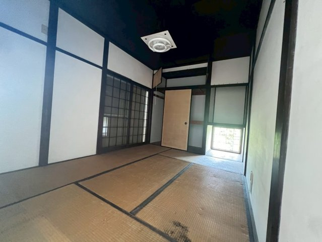 －三丁目不動産-熊谷市樋春　RC造木造の和室|畳の上でゆっくりとくつろげる和室です