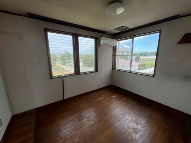 －三丁目不動産-熊谷市樋春　RC造木造の洋室