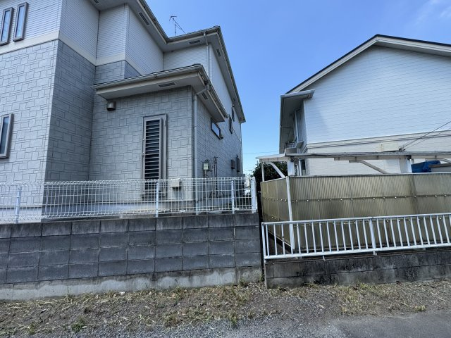 －三丁目不動産-　熊谷市新島　平成18年駐車3台のその他