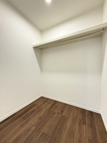 志木ニュータウン中央の森弐番街4号棟の洋室|きれいな洋室です