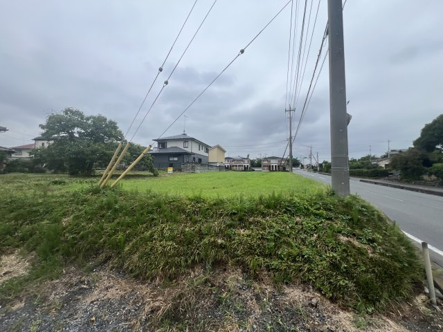 -三丁目不動産-　寄居町富田　約284坪売地の外観