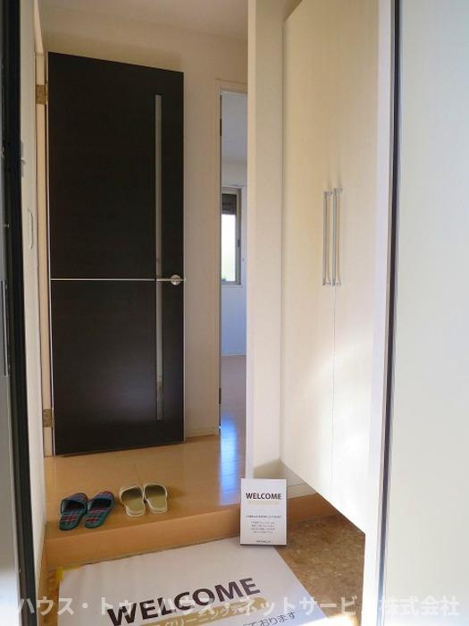 ＰＥＡＣＥＦＵＬＬＹの玄関