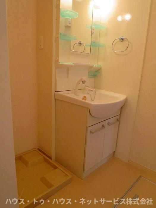 ＰＥＡＣＥＦＵＬＬＹの洗面所