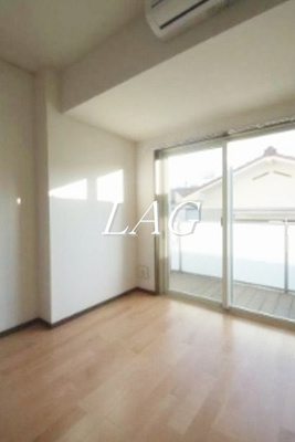 【居間・リビング】 | ラスパシオ三軒茶屋 | 洋室のお部屋です。