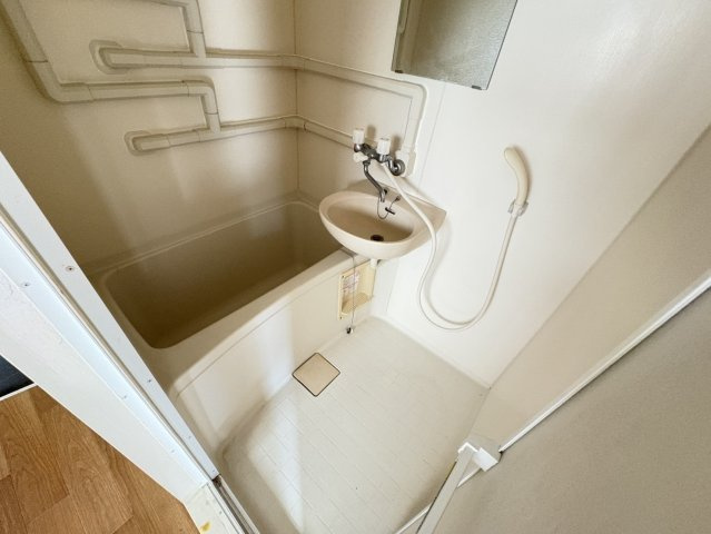 判澤マンションの浴室