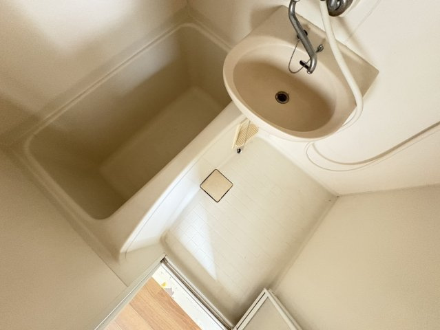 判澤マンションの浴室