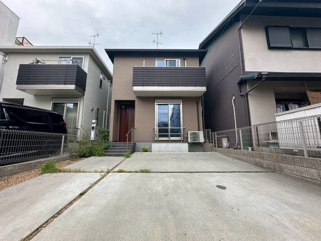 フォレストメゾン菱屋西の外観