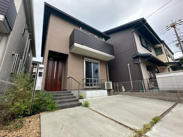 フォレストメゾン菱屋西の外観