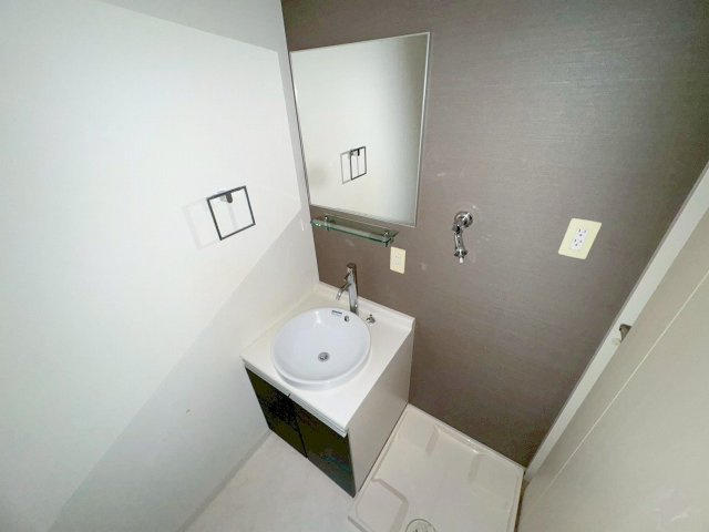 セレッソコート新大阪の独立洗面台