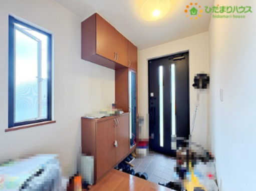 熊谷市代　中古戸建の玄関