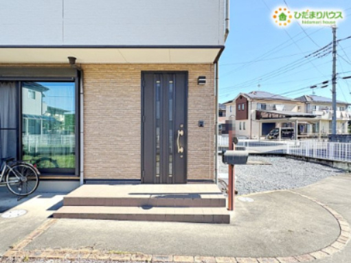 熊谷市代　中古戸建の玄関