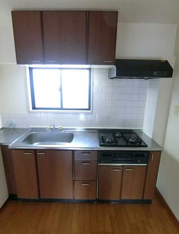 ことぶきビル　駅近　最上階　陽当たり良好　のキッチン