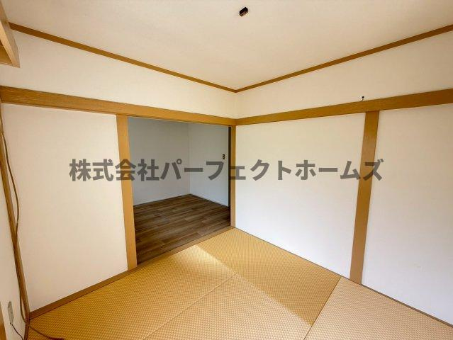 香里ヶ丘1丁目戸建　賃貸の和室|趣のある和室です