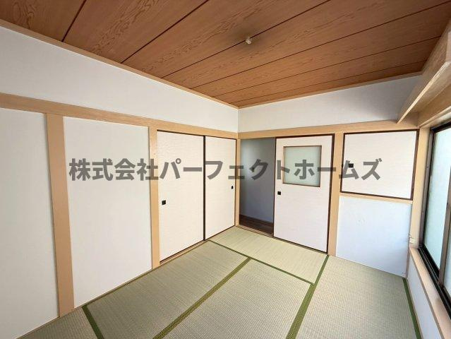 香里ヶ丘1丁目戸建　賃貸の和室|来客時にも便利な和室付き