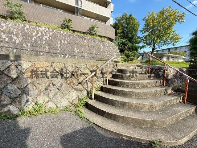 香里ヶ丘1丁目戸建　賃貸の周辺