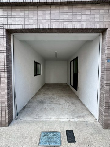 守口市佐太中町五丁目の駐車場