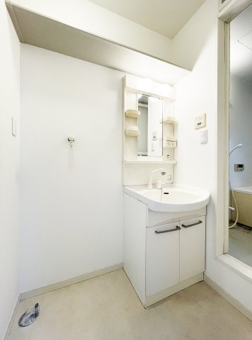 シャーメゾン昭和　Ⅱ棟の洗面所