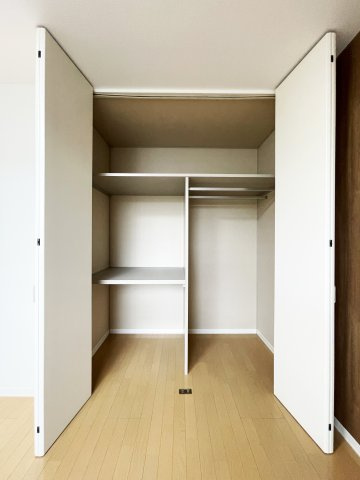 シャーメゾン昭和　Ⅱ棟の収納