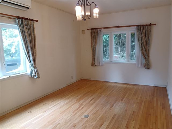 【洋室】 | エンゼルフォレスト赤沢望洋台　戸建