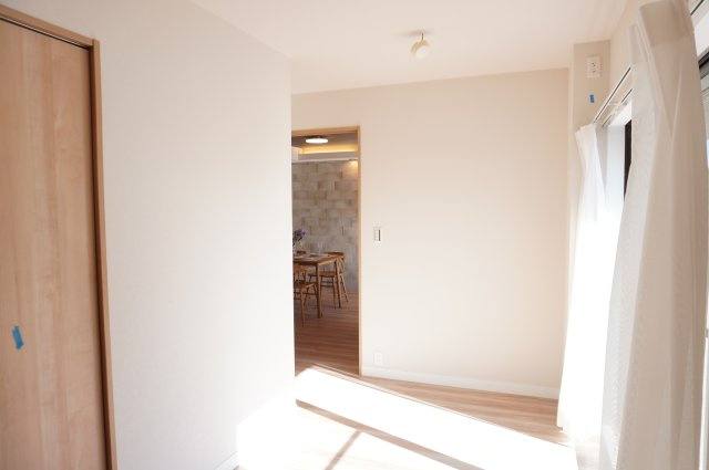 セントラルメゾン草加の洋室