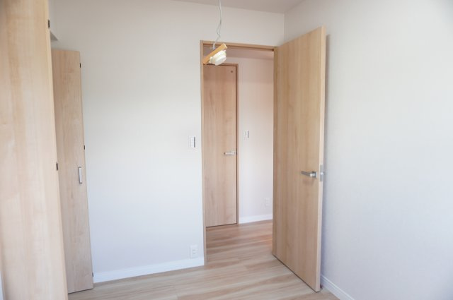 セントラルメゾン草加の洋室