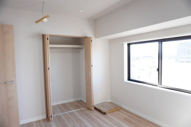 セントラルメゾン草加の洋室