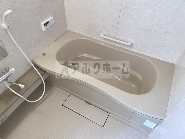 サニーコートC棟の浴室