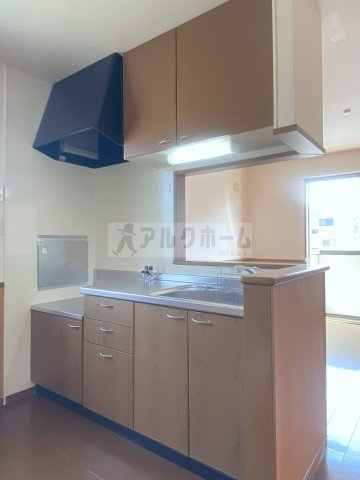 サニーコートC棟のキッチン