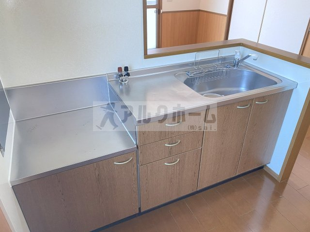 サニーコートC棟のキッチン