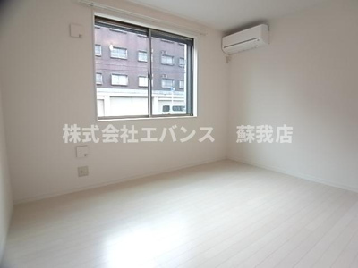 【居間・リビング】 | フォレストツインハウスII | ゆったりとした居間です