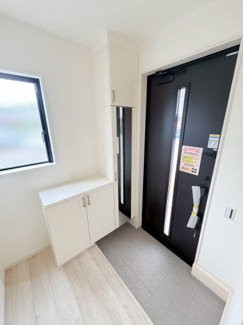 【玄関】 | 狭山市柏原　新築分譲　西武新宿線『狭山市駅』バス17分　【柏原小学区】