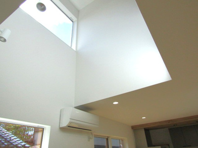 【内装】 | 【ZEH水準住宅】甲府市東光寺3丁目A棟 | 吹き抜け部分