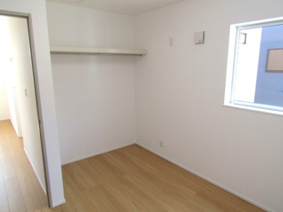【収納】 | 【ZEH水準住宅】甲府市東光寺3丁目A棟 | たっぷりとした収納スペースです