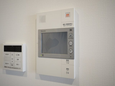 【セキュリティ】 | ソルテラス本庄西クレアスト | モニター付きインターホンです