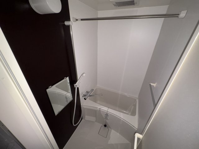 神戸市北区有野中町３丁目のアパートの浴室