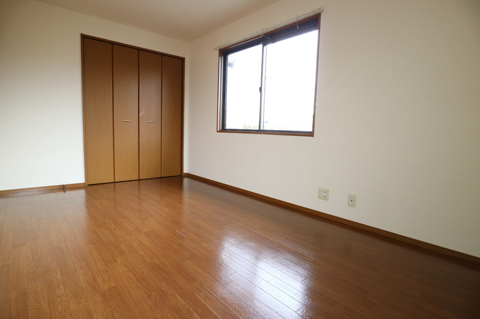 サニーヒル白水の洋室